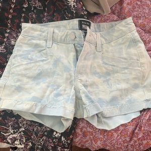 Paige denim shorts size 24